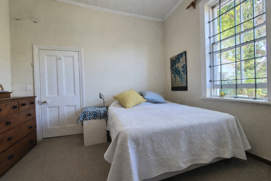 3 Bedroom Property for Sale in Wynberg Upper Western Cape